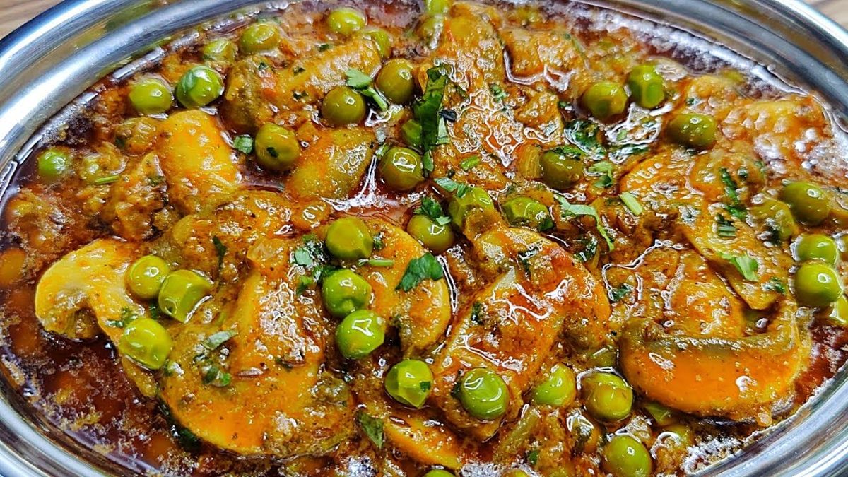 Mutter Mushroom Masala